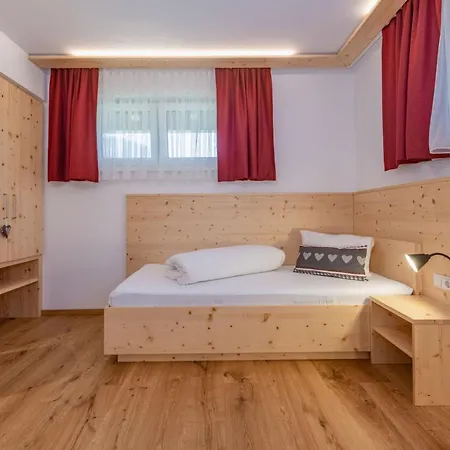 Apartmenthaus - Erlebenswert Bauernhof Gruber Lägenhet *