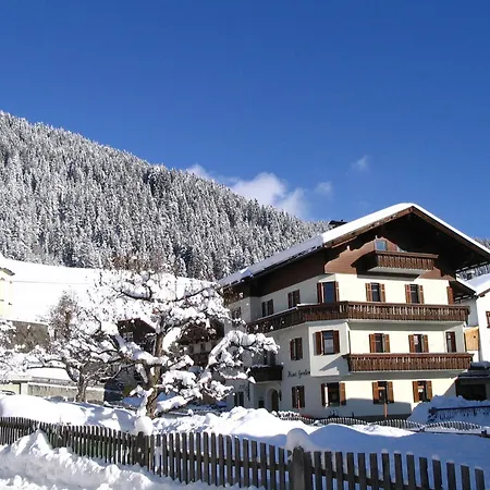 Apartment Apartmenthaus - Erlebenswert Bauernhof Gruber Sankt Lorenzen im Lesachtal