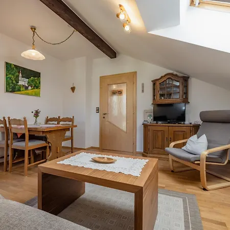 Apartment Apartmenthaus - Erlebenswert Bauernhof Gruber