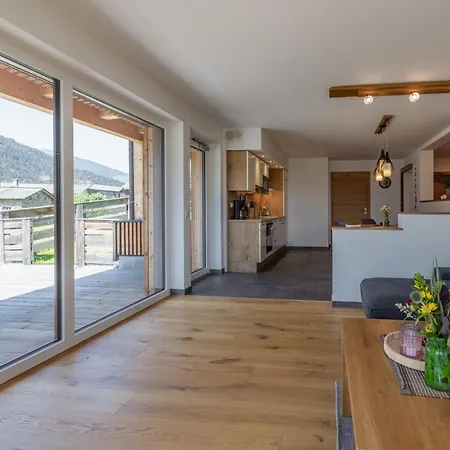 Apartmenthaus - Erlebenswert Bauernhof Gruber Apartament Sankt Lorenzen im Lesachtal