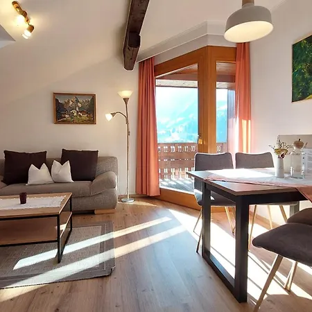 Apartmenthaus - Erlebenswert Bauernhof Gruber Apartament Sankt Lorenzen im Lesachtal